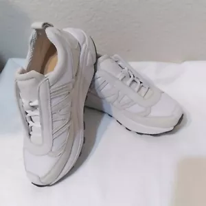 Want Les Essentiels Sneakers Womens Size 6 Evers White Low Top Vibram Sole Nwt - Picture 1 of 18