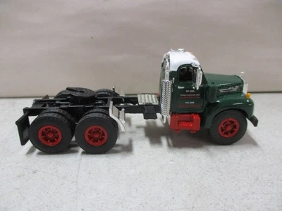 First Gear Wooster Mack 拖拉机拖车 1/64 — 第 1/4 张图片