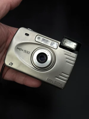Minolta Vectis 300 IX-Date Vintage APS Film Camera Point & Shoot - Fully Working - Image 1 of 4