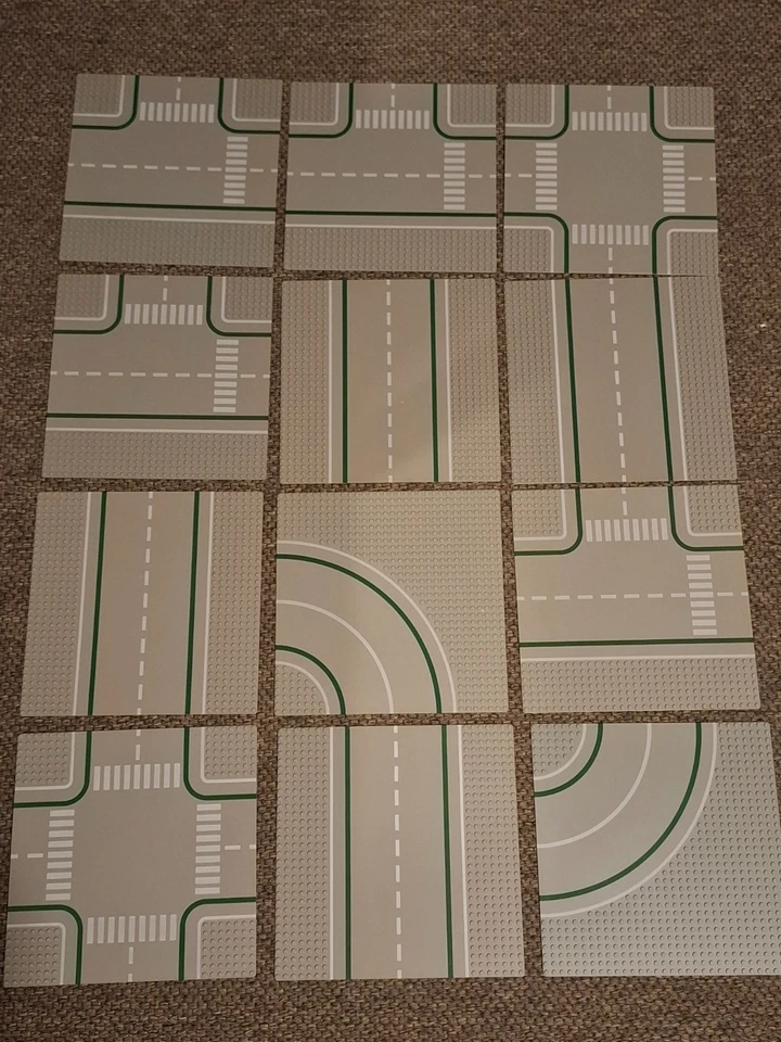 12 x Lego Straßenplatten 32x32 Hellgrau Top Zustand - Bild 1 von 1