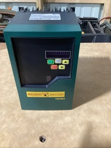BALDOR VS1MX10P5-2  Microdrive Variable Frequency Drive 1/2HP 115VAC in, 3ph out - Picture 1 of 3