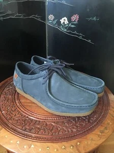 Clark Marine Blue Nubuck Wallabee Shoes, 9.5 - Picture 1 of 11