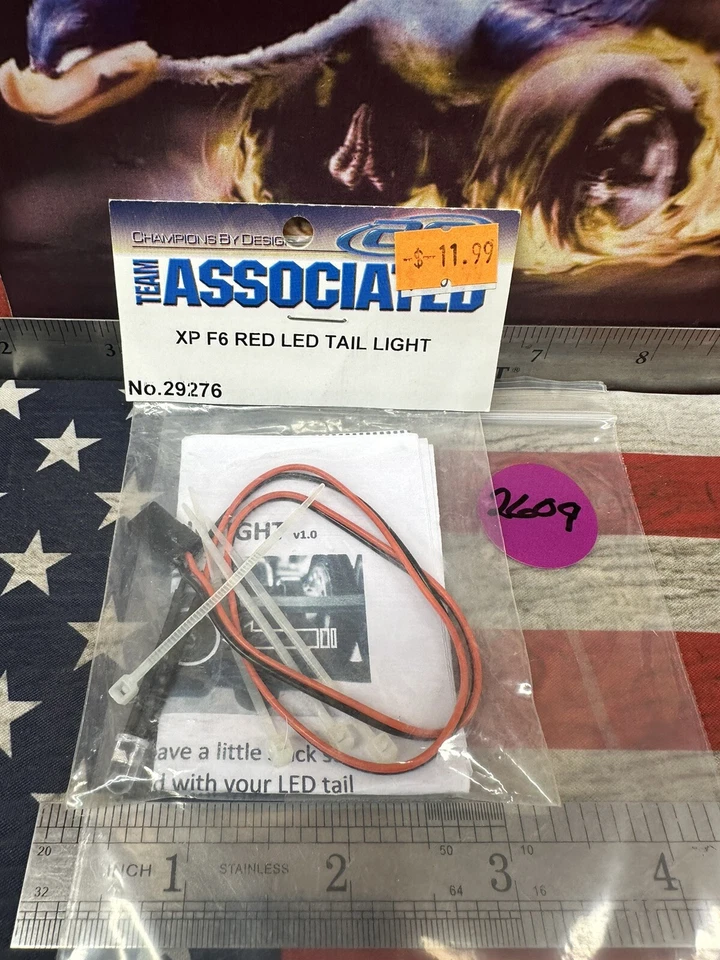 TEAM ASSOCIATED XP F6 Red LED Tail Light - Image 1 of 3