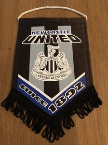 newcastle united F.C. Wimpel/Pennant/Fanion  - Bild 1 von 3