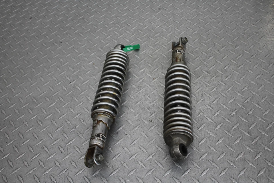 AMORTECEDOR TRASEIRO HONDA CM450E 1982 - Imagem 1 de 4