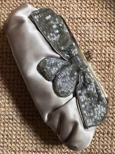 LAURA ASHLEY EVENING BAG PURSE BEADS CHAIN BOW SATIN GREY SILVER CHRISTMAS PARTY - Picture 1 of 14