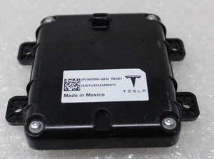 2024+ TESLA MODEL 3 LONG BODY Center Console USB Charger Control OEM 1855541-20- - Bild 1 von 8