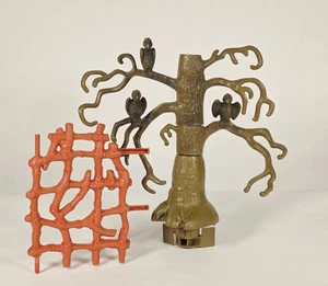 MOTU Fright Zone • He-Man •  Tree & Prison Door Replacement Parts - Picture 1 of 7