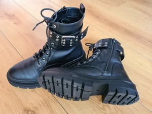 Ladies Size 6 New Look Black Biker Boots Style Boot Lace Up & side zip - Picture 1 of 5