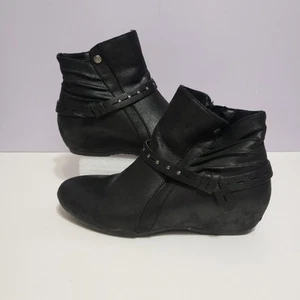 Baretraps Black Faux Leather Porter Zip Up Ankle Boots Women's Sz 7.5M - Picture 1 of 9