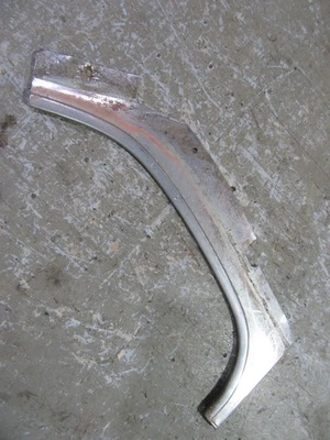 Chevrolet Belair 1953 1954 sedán de 4 puertas exterior ventana trasera moldura lateral D Foto 1 de 2