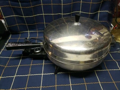 Farberware 312-B 310-B Revestida de Aluminio Acero Inoxidable Sartén Eléctrica Tapa Domo Foto 1 de 4