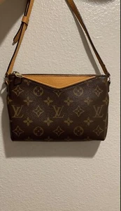 louis-vuitton pallas clutch - Picture 1 of 5