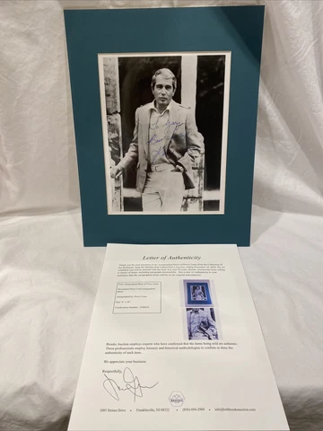 Authographed Signed, Matted Photograph Of Perry Como w Letter of Authenticity Cover