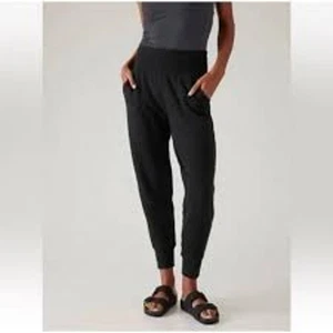 Cabi pivto joggers black style number 3742 Women's size Medium comfy lounge wear - Picture 1 of 4