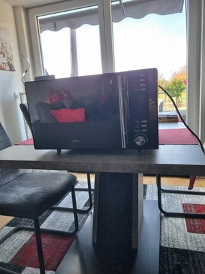Mikrowelle,  Grill,  Heißluftofen - Bild 1 von 4