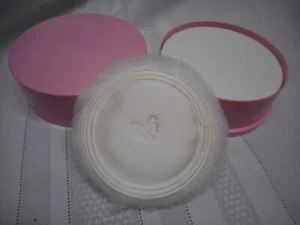 Dusting Powder SARAH COVENTRY w/Puff Perfumed Body Powder NEW 2 oz - Picture 1 of 3