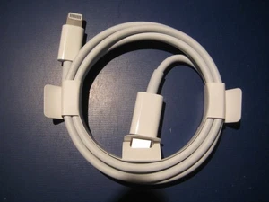 Apple Lightning to USB-C Charging Cable 3ft. (1m) - White A2561 - Picture 1 of 1