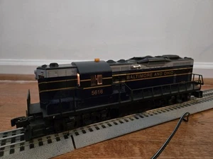 Lionel 6-18879 Baltimore & Ohio B&O GP-9 TMCC/RailSounds 1999 C8 - Picture 1 of 3