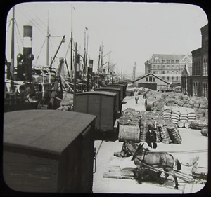 Glass Magic Lantern Slide CUSTOMS HOUSE & HARBOUR GOTHENBURG C1910 PHOTO SWEDEN - Picture 1 of 2