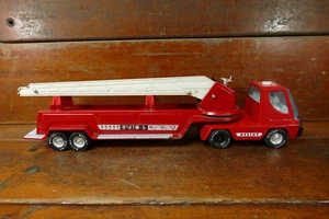 VINTAGE AERIAL FIRE DEPARTMENT NYLINT RED HOOK-N-LADDER TRUCK STEEL  - Picture 1 of 20