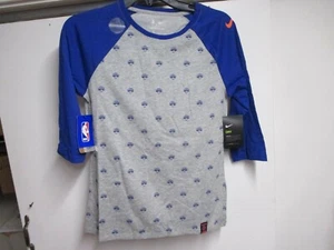 NIKE NEW YORK KNICKS WOMENS RAGLAND T SHIRT (SMALL) NWT $40 TAGS GRAY & BLUE - Picture 1 of 3