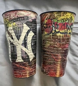 NY YANKEES CUP SET OF 2 BRONX GRAFFITI STADIUM MLB BASEBALL - Picture 1 of 5