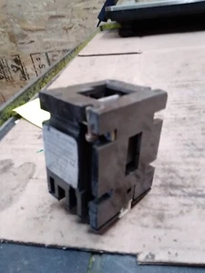 General Electric Control Industrial Relay CR120A01102AA - Picture 1 of 6