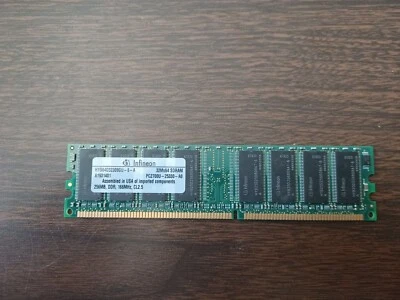 Infineon PC-2700U-25330-A0 256MB 166MHz DDR SDRAM Memory  32Mx64 - Image 1 of 2