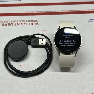 Samsung Galaxy Watch 6 SM-R930 40mm Gold Aluminum Case with Cream Sport Band - Zdjęcie 1 z 7