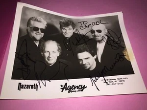 Nazareth ~ Autogramm/signed Promo s/w Pressefoto ~ Scottish Hard Rock 70er RAR - Bild 1 von 2