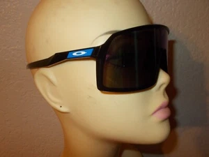 Oakley Sutro OO9406-9037 Black Frame Sapphire Prizm Lens Sunglasses - Picture 1 of 13