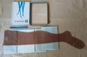 2 Pair Vintage Berkshire 333 Action Top Sheer Stockings Size 10S Tint TU (NIB) - Picture 1 of 9
