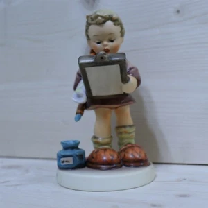 Goebel Hummel Art Critic No 318 TMK 6 - 5.75" (BA-H-42) - Picture 1 of 12