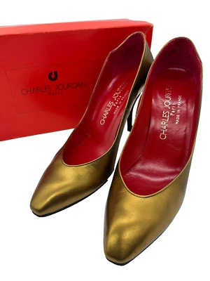 Zapato de tacón alto de cuero metálico bronce talla 7 de colección Charles Jourdan para mujer Foto 1 de 4