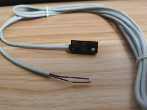 1PC New SMC 3C-D-C73L 3CDC73L Magnetic Sensor Brand Free Ship - Picture 1 of 3