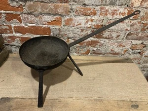 Antique Primitive wrought iron fireplace / hearth Spider Skillet 18th C 19th C - Picture 1 of 17