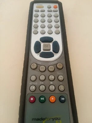 Telecomando Universale Made for you 1:1 - Con custodia antiurto - Immagine 1 di 4