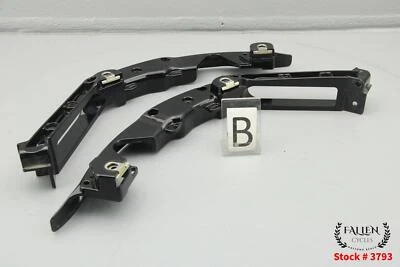 Harley Street Glide CVO 2015 juego de soportes de montaje de alforja Starfire Black Foto 1 de 4