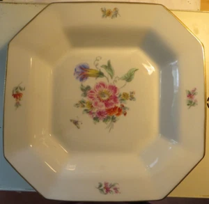 Kpm Berlin Bowl, Octagonal, Flower Motif with Butterfly, 24 x 24 cm around 1840 - Picture 1 of 5