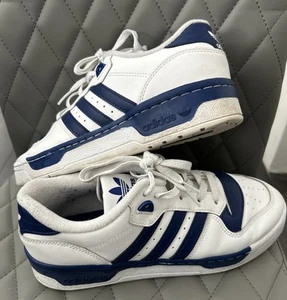 Adidas Rivalry Low Herren Größe 8 weiß blau sportliche Lederschuhe Turnschuhe - Bild 1 von 6