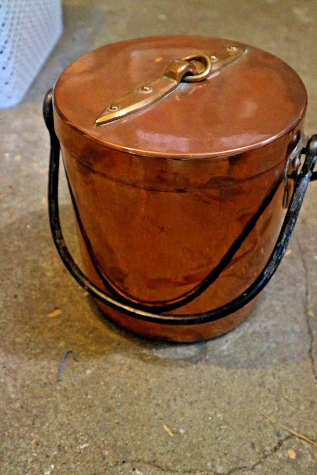 ancienne chaudron marmite avec couvercle en cuivre 3.6kgs - Photo 1/4