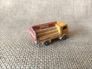 Vintage Matchbox Lesney No.37 Karrier Bantam 2 Ton Coca Cola Truck Play Worn Toy - Bild 1 von 12