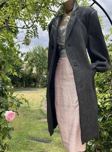 AQUASCUTUM Vintage Wool Coat XL Tweed Herringbone Satin Lined - Picture 1 of 16