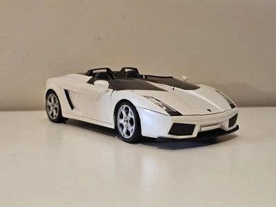 LAMBORGHINI CONCEPT S Pearl White 1/18 MONDO MOTORS! MOTORMAX! Diecast Car 2005! - Image 1 of 4
