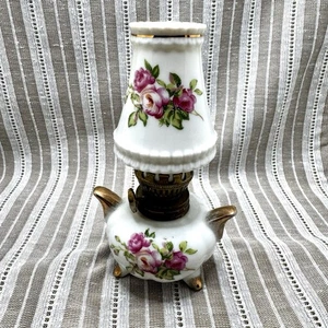 Vtg Mini Japan Hurricane Oil Lamp Gold Pink Flowers with Shade - Picture 1 of 6