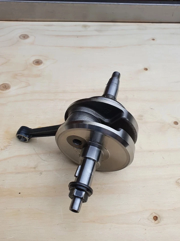 ♻️ SWM RS-SM 125R MY17 2019 CRANKSHAFT CONNECTING ROD ASSY 21010216 ♻️ - Image 1 of 4