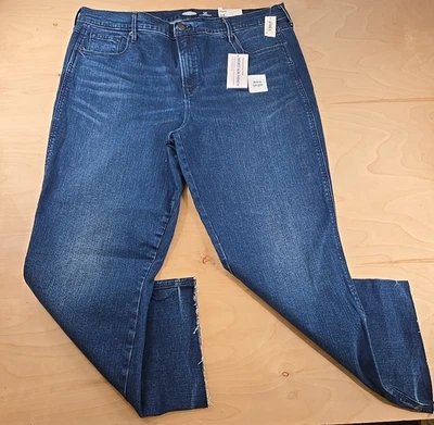 OLD NAVY Flare Ankle High Rise Stretch Women's Jean Frayed Bottom BLUE Sz 18 - Image 1 of 4