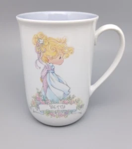 Taza Betty de cerámica Precious Moments 1989 - Imagen 1 de 6