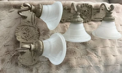 Par de lámparas de duelo gris estilo victoriano  Foto 1 de 4